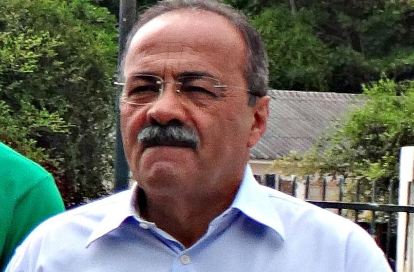 Senador tinha R$ 33 mil na cueca; delegado desconfiou ao  'ver volume retangular na parte traseira' - Terra Brasil Notícias